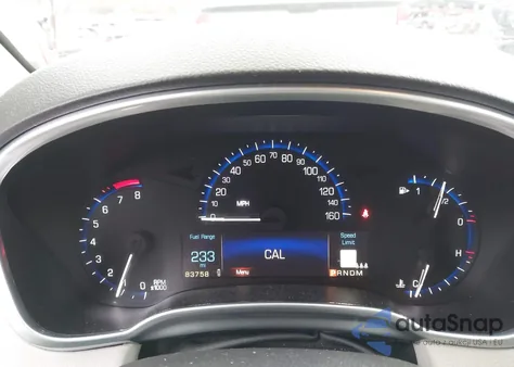 2016 Cadillac Srx Luxury Collection z USA, uszkodzony, nr VIN 3GYFNBE37GS569824